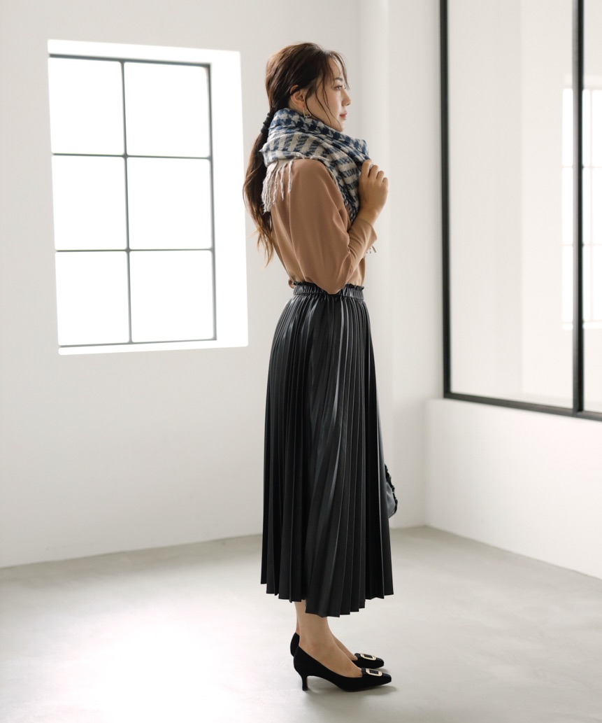 エアリーレザープリーツスカート | WEBストア | ファッションレンタル【EDIST. CLOSET】